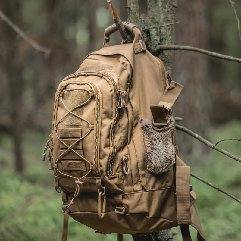 LQARMY Outdoor Tactical Backpack Unisex Hiking Travel Rucksack