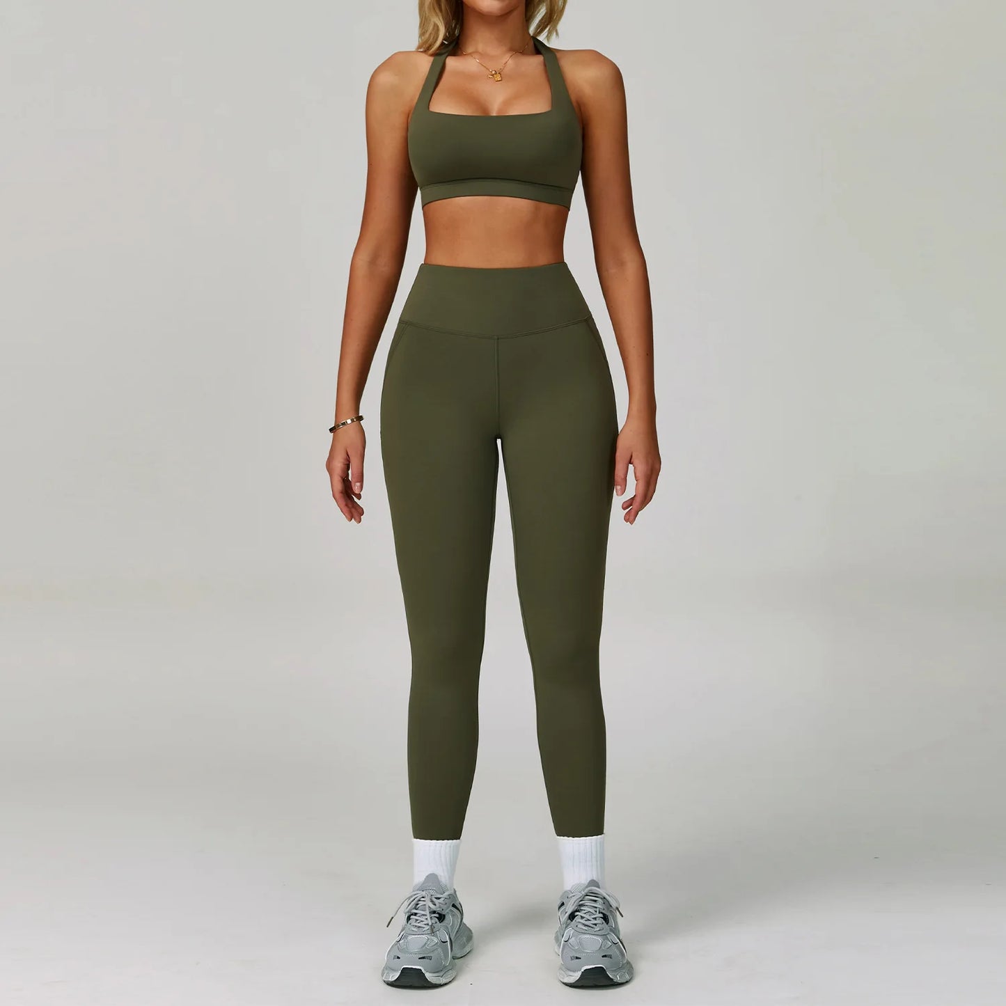 SwelteringCN Womens 2 Piece Tracksuit Set For Workout And Yoga