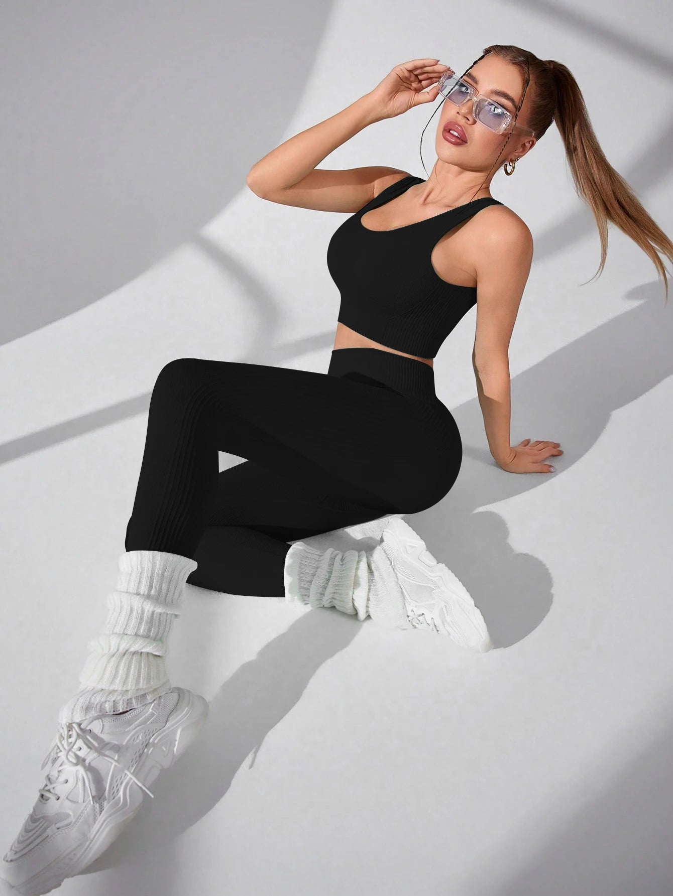 Seamless Yoga Two Piece Set Women Sports Bra And Leggings