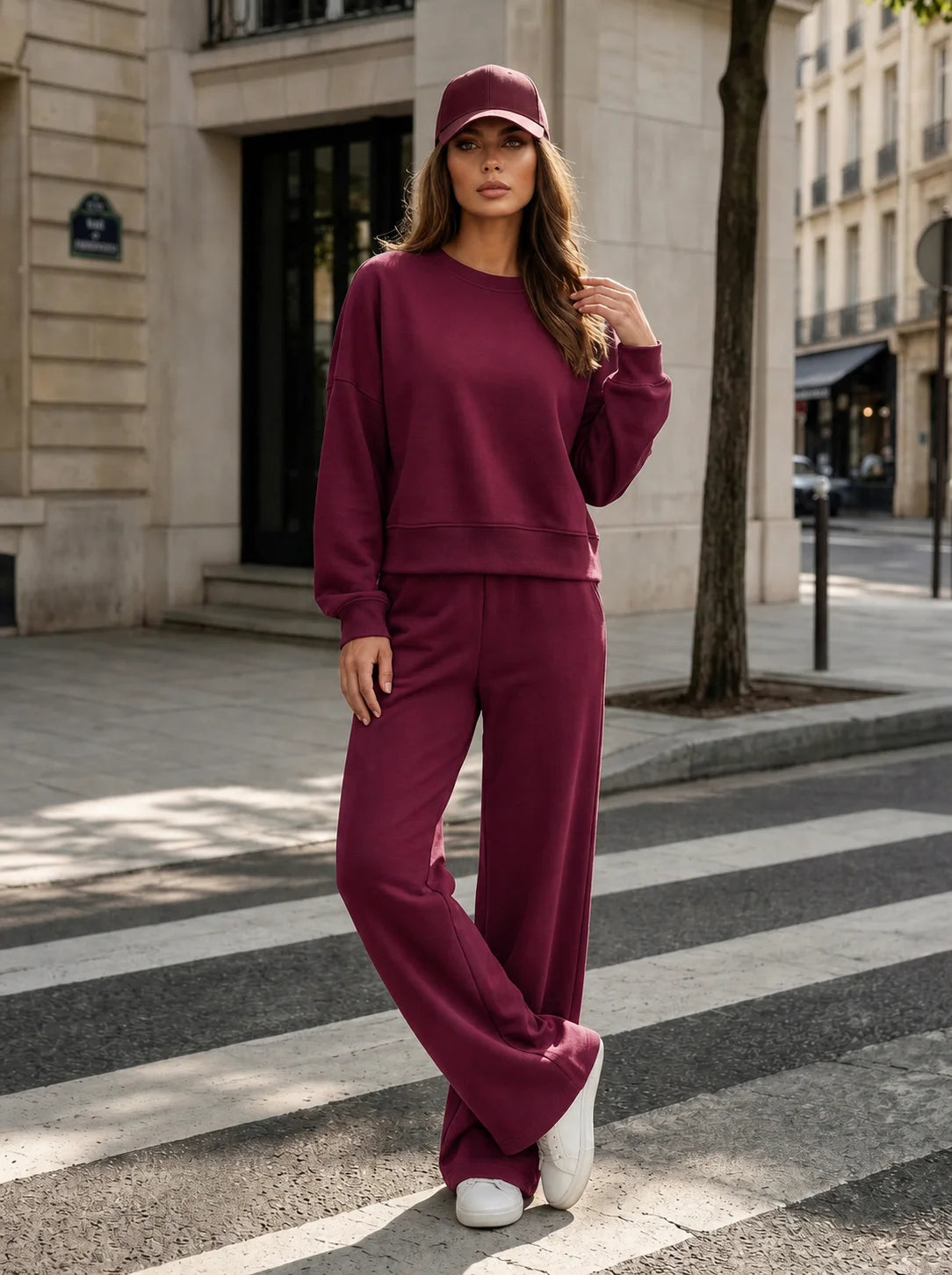 Women's Tracksuit Set With Sweatshirt And Wide Leg Trousers