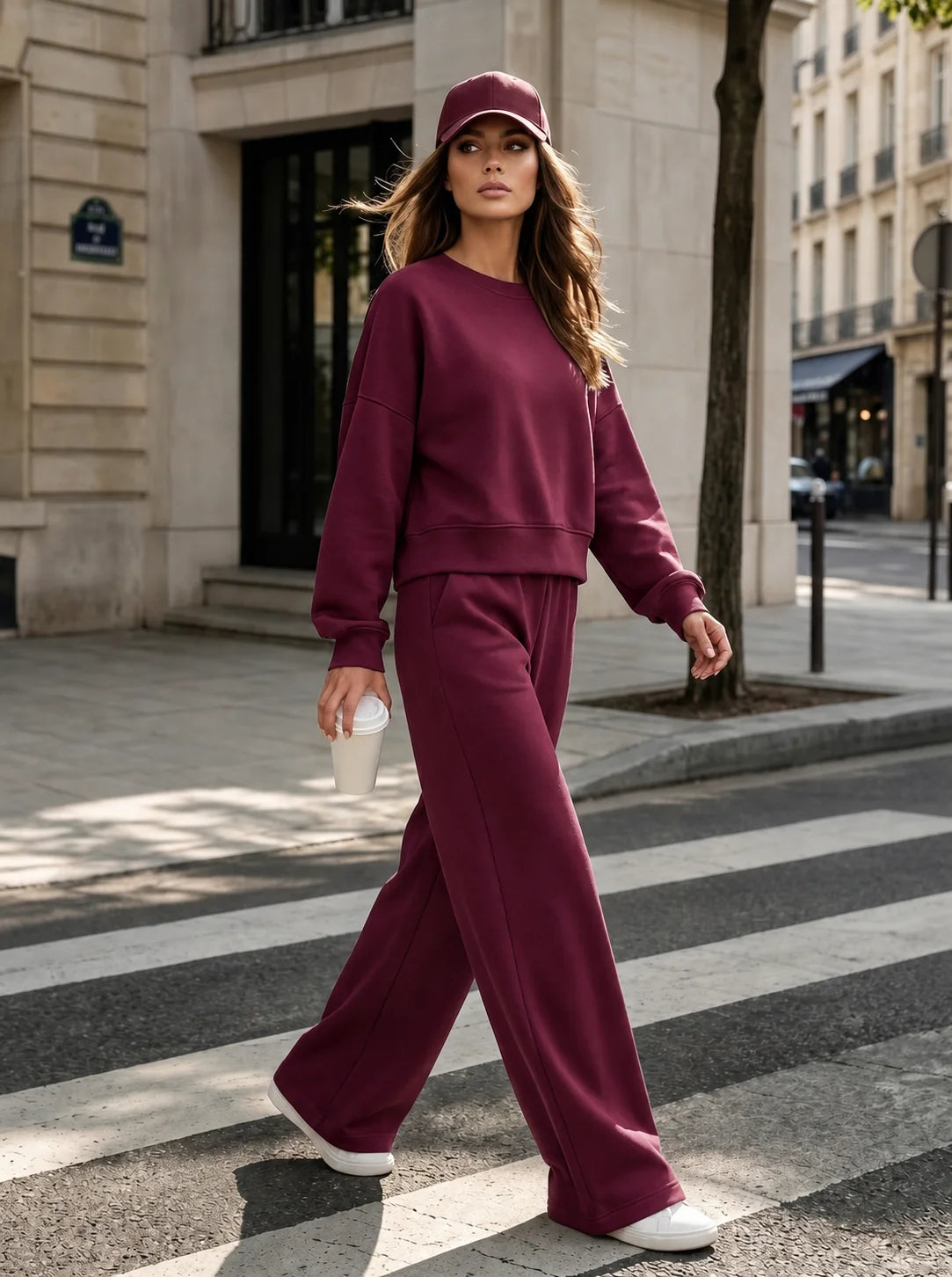 Women's Tracksuit Set With Sweatshirt And Wide Leg Trousers
